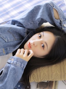 清爽美眉大眼明亮美女套图