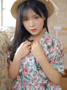 大眼美女美艳动人极品图库
