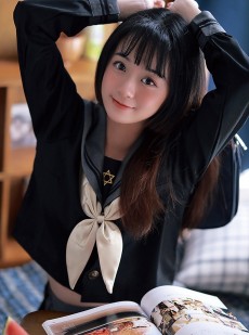 夏日甜心制服诱惑妹子图