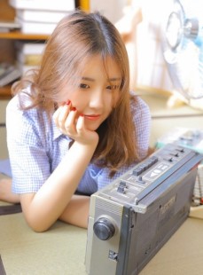 日系美女长得亭亭玉立漂亮私拍