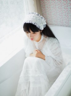 清纯少女白纱长裙漂亮写真