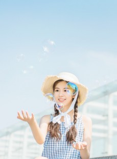 你的笑是那无法言说的风景