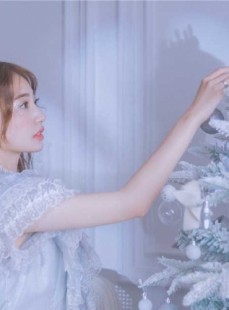 金发少女蕾丝纱裙唯美梦幻私拍