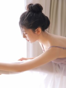 芭蕾舞小姐姐香肩美背室内写真