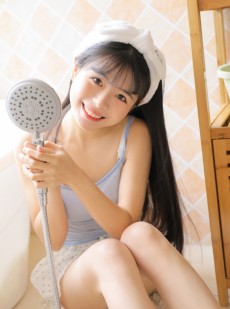 娇羞少女冰肌玉骨俏皮可爱图片