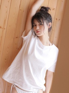 邻家女友下身失踪长腿迷人私拍