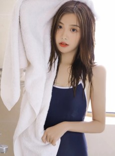 邻家小姐姐慵懒湿身诱惑图集