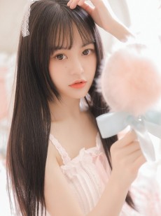 萌白酱小妹妹娇媚可爱图片