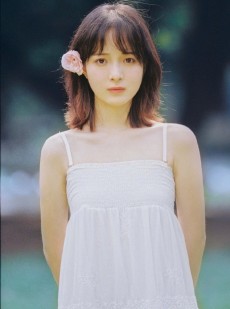 日系妹子气质清新吊带美女写真