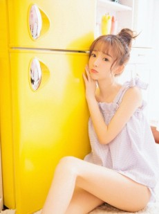 元气美少女俏皮惹火私拍