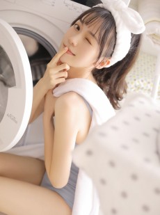 纯天然美女水灵灵杏眸高清照片