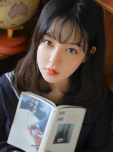 JK制服美女肤白貌美漂亮写真图