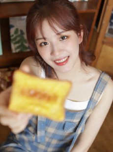 养眼小妹夏日清甜可爱图片